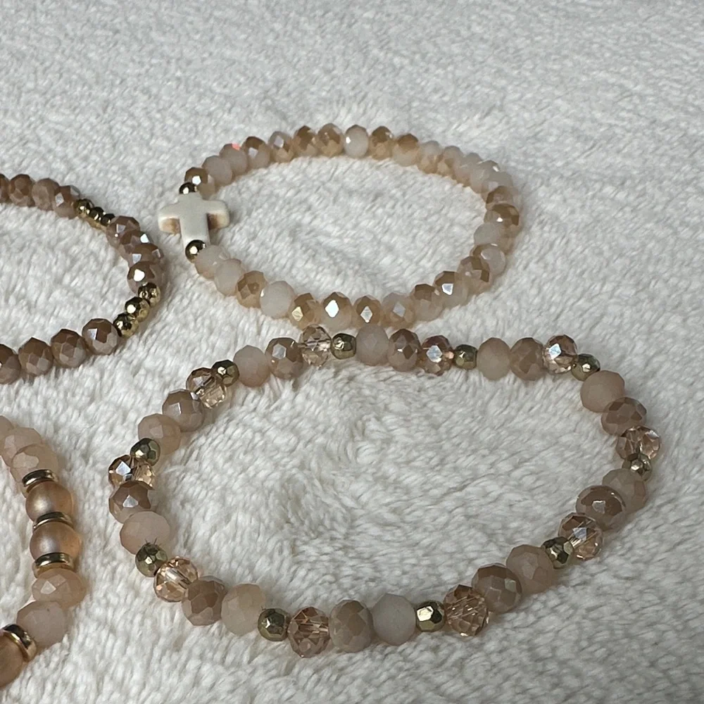 Beaded Bracelets Pretty Neutral Gold Mauve Pink Set of 4 with Cross Charm NWOT